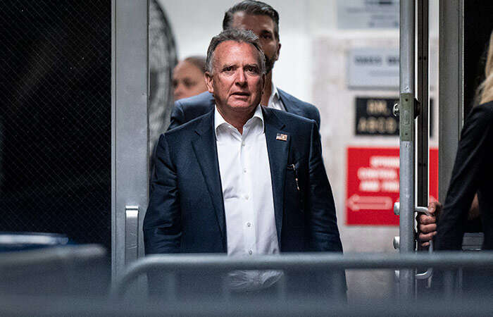 Похоже на унижение: что ждало спецпосланника Трампа в Москве, куда он прибыл на встречу с Путиным Похоже на унижение: что ждало спецпосланника Трампа в Москве, куда он прибыл на встречу с Путиным