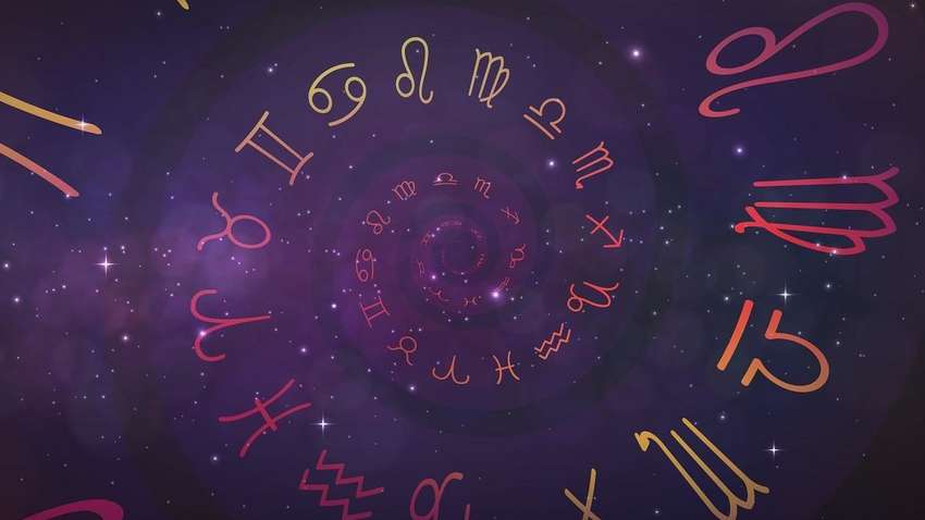 Гороскоп для всіх знаків зодіаку на 24 квітня: труднощі підуть на користь