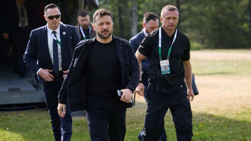 Зеленский досрочно завершает визит в Канаду: какая причина