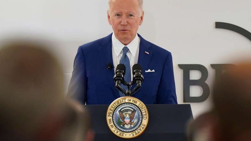 Байден впервые прокомментировал желание республиканцев сократить помощь Украине