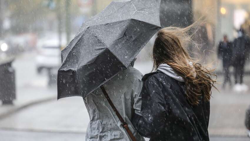 На Україну насувається шторм: синоптики назвали найбільш небезпечні області 