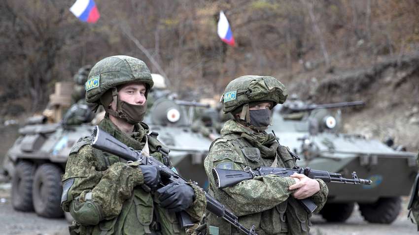 Російські миротворці на Донбасі: експерти розповіли, чи чекати на «блакитні каски»