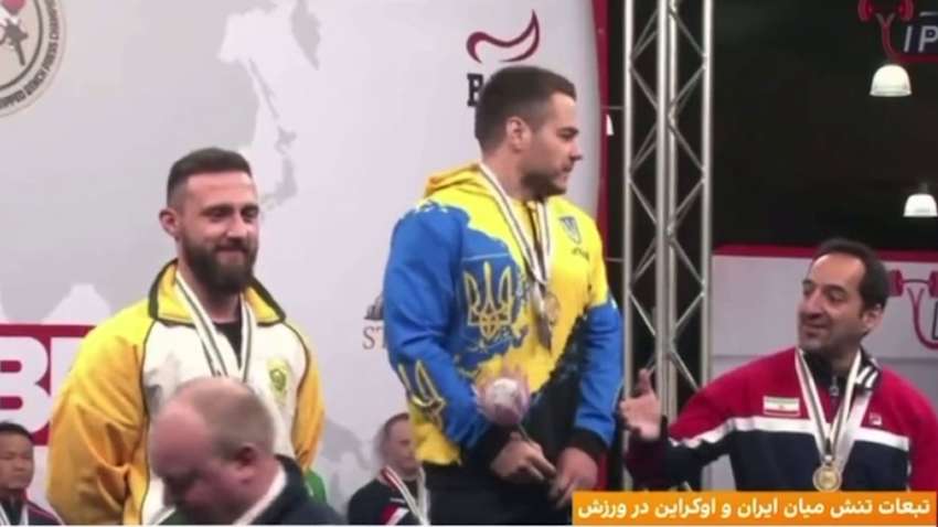 Українець відмовився потиснути руку іранському спортсмену Українець відмовився потиснути руку іранському спортсмену