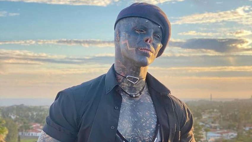 Француз удалил себе нос и губу, чтобы выглядеть как инопланетянин (ФОТО) Француз удалил себе нос и губу, чтобы выглядеть как инопланетянин (ФОТО)