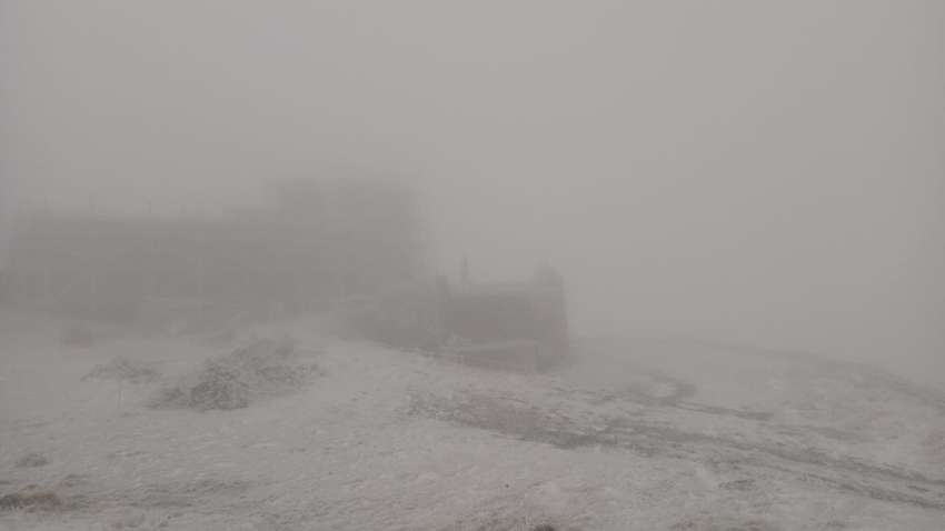 Карпаты в праздник Покрова укрыло снегом: захватывающие фото и видео Карпаты в праздник Покрова укрыло снегом: захватывающие фото и видео