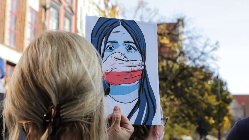 В Польше беременная женщина погибла из-за запрета абортов