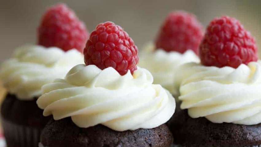 "Повний абсурд": поліція затримала кондитера за непристойні кекси