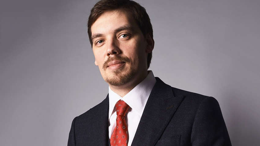 Экс-премьер Гончарук устроился на работу