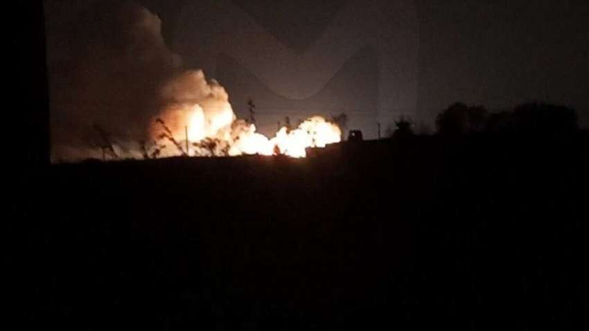 Яркая "бавовна" на аэродроме в Джанкое. Стало известно, что сгорело у оккупантов Яркая "бавовна" на аэродроме в Джанкое. Стало известно, что сгорело у оккупантов