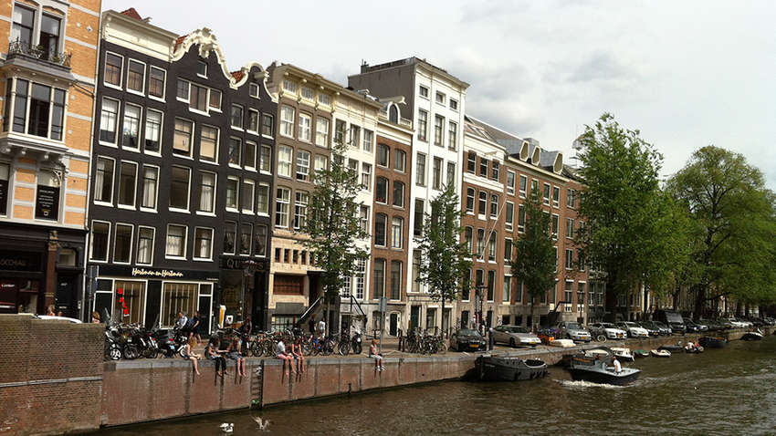 Нидерланды перестали называться Голландией