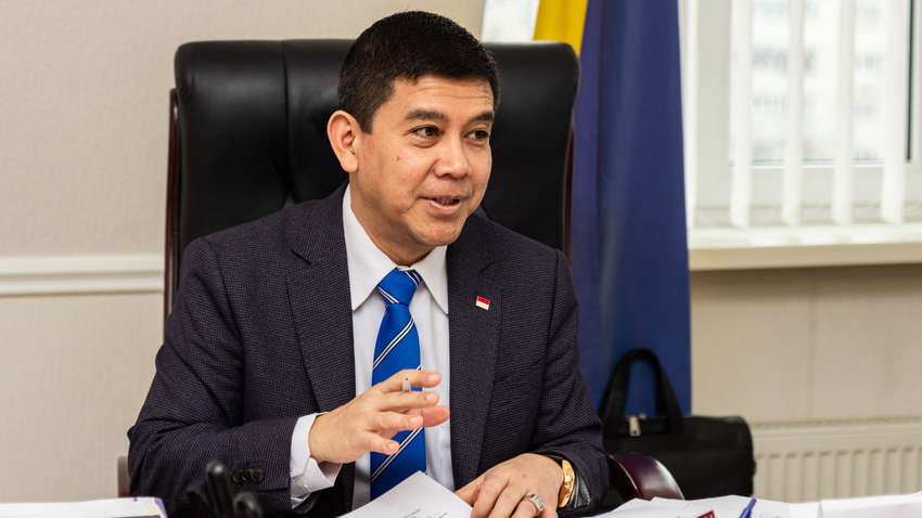 Посол Індонезії в Україні Юдді Кріснанді: "Колись ви станете рівними з іншими країнами. І не факт, що після цього ви захочете стати частиною Євросоюзу"