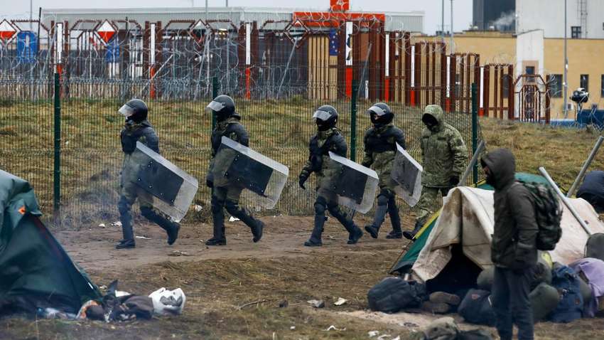 Польща спрямовує тисячі військових на кордон із Білоруссю: чи збільшилася загроза