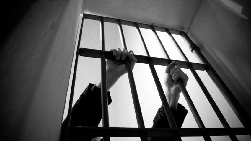 В России "исчезли" еще два известных политзаключенных: какой план у Путина