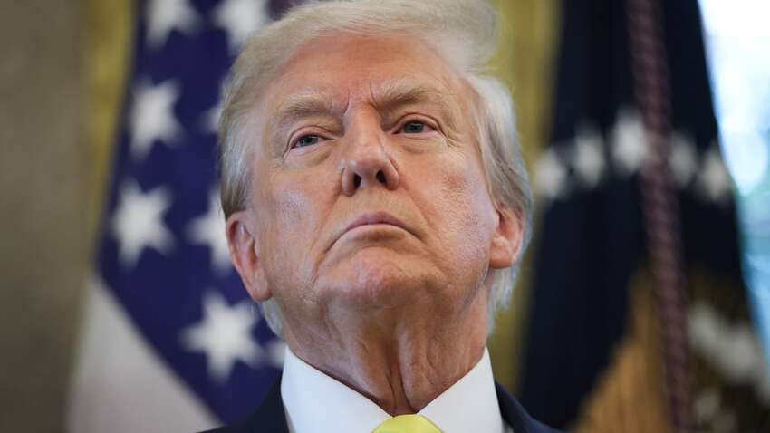 Трамп придумал новый способ не пускать мигрантов в США