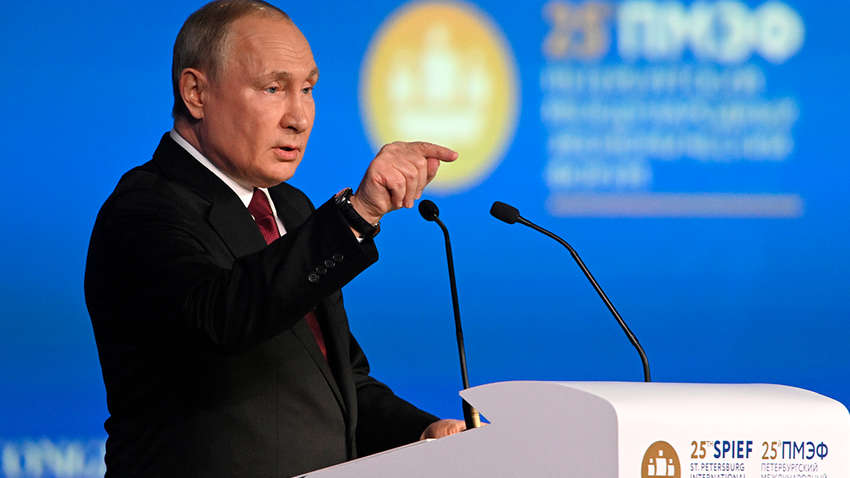 Всі повинні знати, що у нас є: Путін знову згадав про використання ядерної зброї Всі повинні знати, що у нас є: Путін знову згадав про використання ядерної зброї