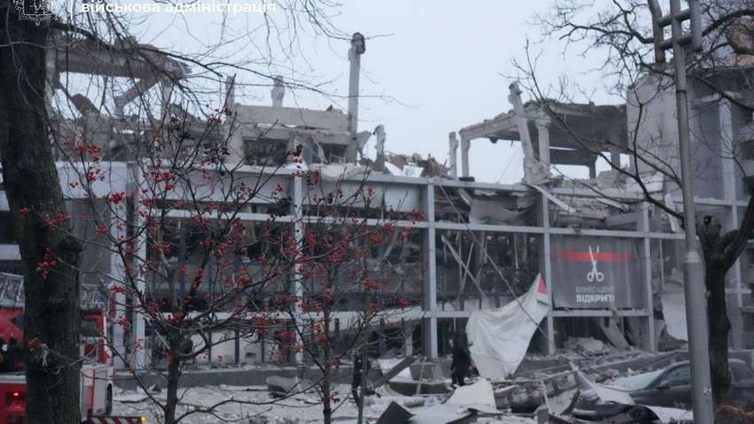 Окупанти вдарили балістикою по Запоріжжю: є загиблі та люди під завалами (ОНОВЛЕНО) Окупанти вдарили балістикою по Запоріжжю: є загиблі та люди під завалами (ОНОВЛЕНО)