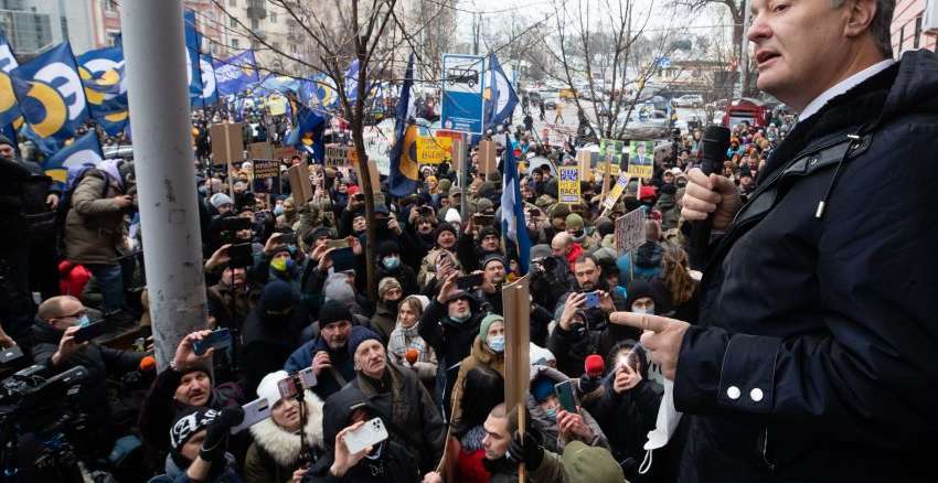 Власть передумала добиваться посадки Порошенко: эксперт рассказал, что произошло 