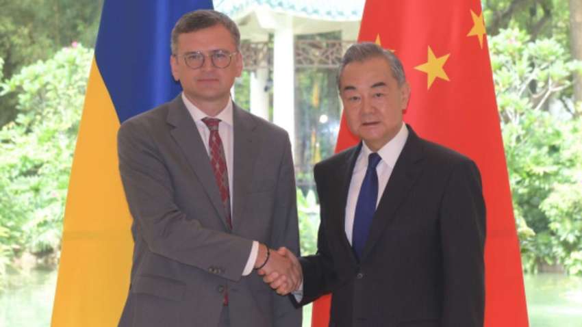 Китай демонстративно показал Кулебе, что Украина для него не в приоритете: о чем речь 