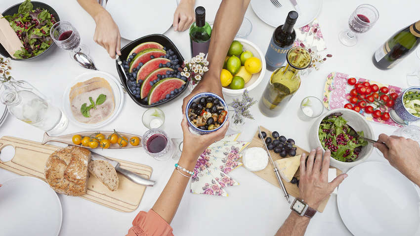 Яка дієта допоможе знизити тиск і холестерин