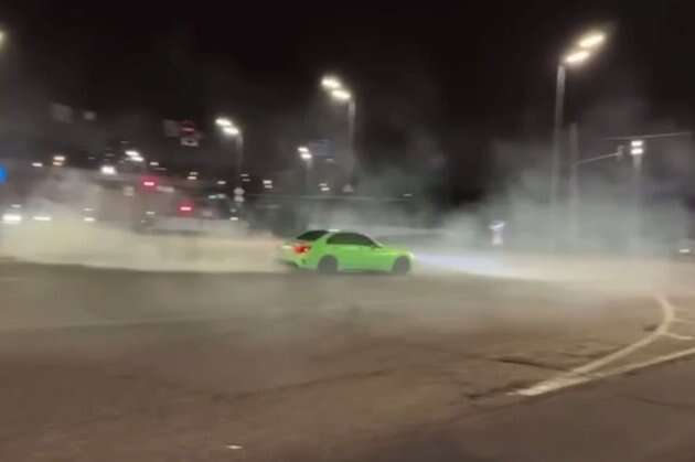 В Киеве предупредили «дрифтеров»: что будет водителям, пугающим людей громкими звуками