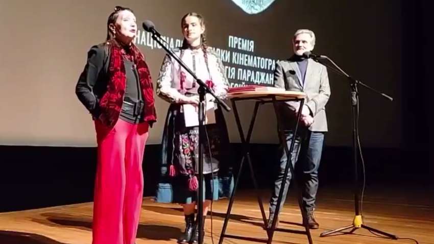 Легендарная актриса публично отказалась разговаривать по-украински: подробности (ВИДЕО)