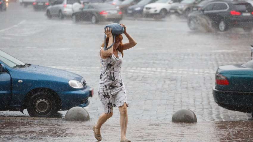 В Україні оголосили штормове попередження