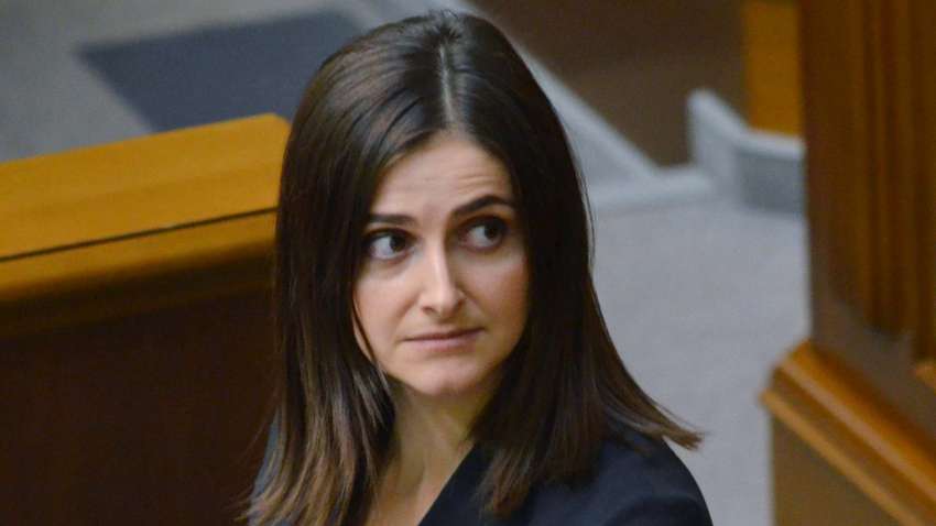 В "Слуге народа" рассказали, что будут делать с бежавшими из Украины депутатами В "Слуге народа" рассказали, что будут делать с бежавшими из Украины депутатами