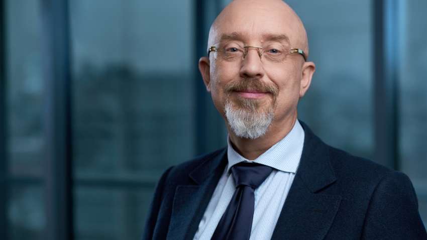 В Кабмине заявили, что 9 декабря истекает год, отведенный Зеленским для поиска мира на Донбассе В Кабмине заявили, что 9 декабря истекает год, отведенный Зеленским для поиска мира на Донбассе