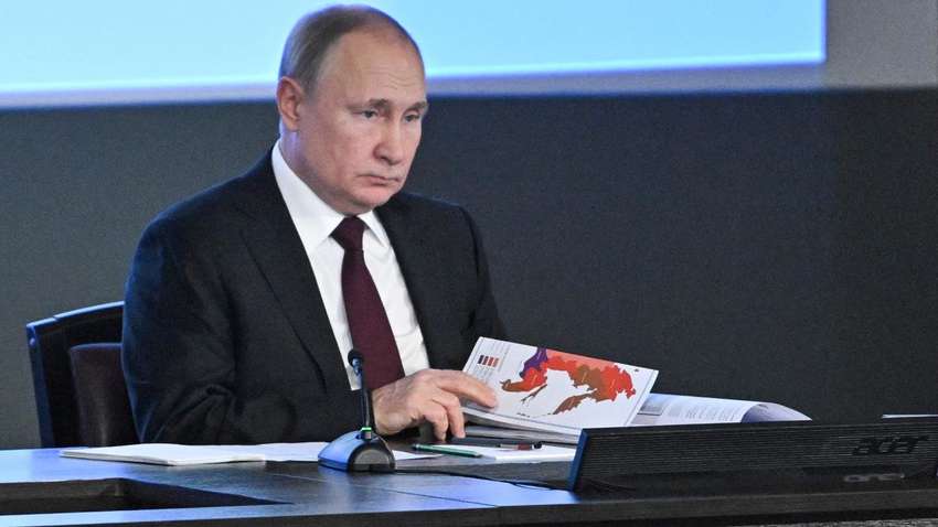 Путин дал задание олигархам, готовит "новый этап" войны на октябрь, – Грозев