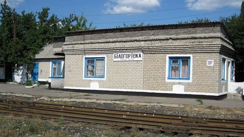 Украинские защитники показали, как выглядит первый освобожденный поселок в Луганской области (ВИДЕО)