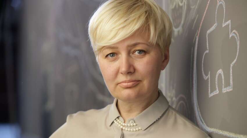 "Карати і не давати відкривати рота": дитяча письменниця відреагувала на скандал з російськомовними в Києві "Карати і не давати відкривати рота": дитяча письменниця відреагувала на скандал з російськомовними в Києві