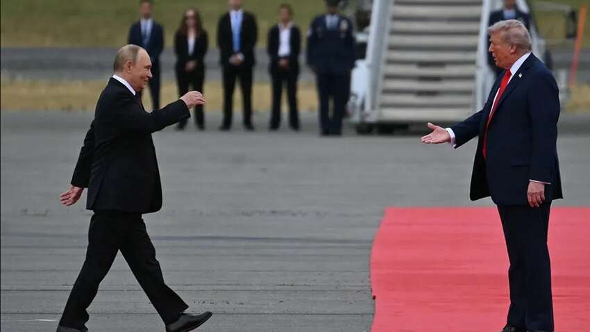 Трамп зазнав жорсткого приниження від Путіна через тиждень після червоної доріжки: що сталося Трамп зазнав жорсткого приниження від Путіна через тиждень після червоної доріжки: що сталося