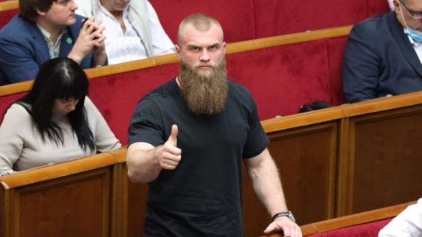 В Молдове впервые объяснили, почему пропустили скандального нардепа Дмитрука в страну В Молдове впервые объяснили, почему пропустили скандального нардепа Дмитрука в страну