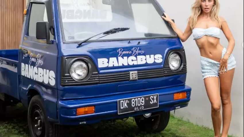 Бонни Блу огласили приговор за "BangBus" в Индонезии: как наказали порноактрису Бонни Блу огласили приговор за "BangBus" в Индонезии: как наказали порноактрису