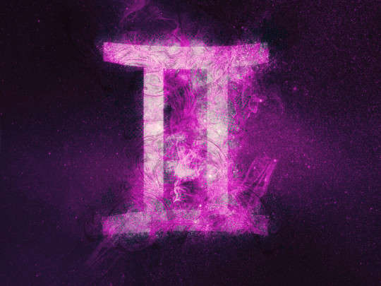 Дівам доведеться вирішувати багато термінових справ, Левів чекає любов: гороскоп на 12-18 квітня