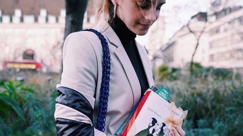 Зірка «Гаррі Поттера» ховає книги по всьому Лондону