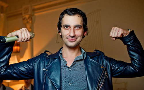 Известный украинский певец заявил, что возвращается в Россию с концертами