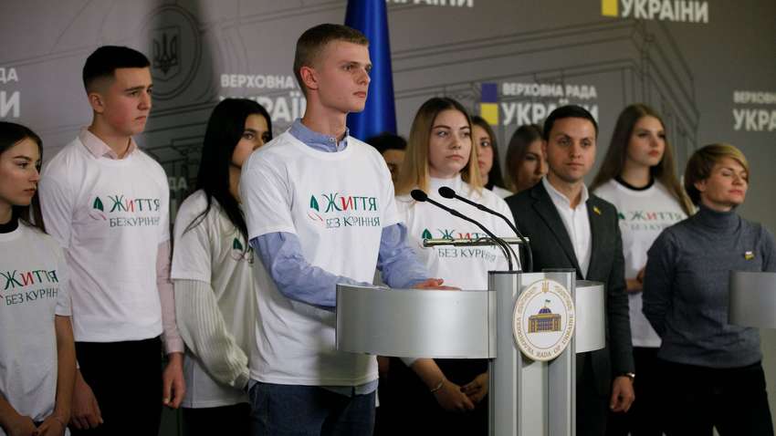 За п'ять років антитютюнові активісти «освоїли» понад 1,2 млн. доларів 