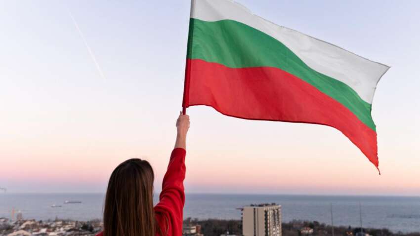 Россия наступает: за какой помощью Болгария немедленно обратилась к ЕС