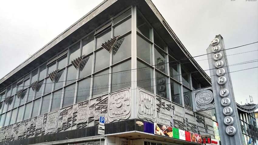 Скандальна реконструкція: у Житньому ринку буде ресторан, фітнес-зала та теплиці