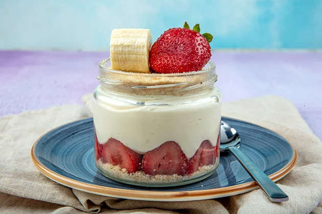 Швидко та смачно: три ідеальні десерти без випічки для будь-якого випадку Швидко та смачно: три ідеальні десерти без випічки для будь-якого випадку