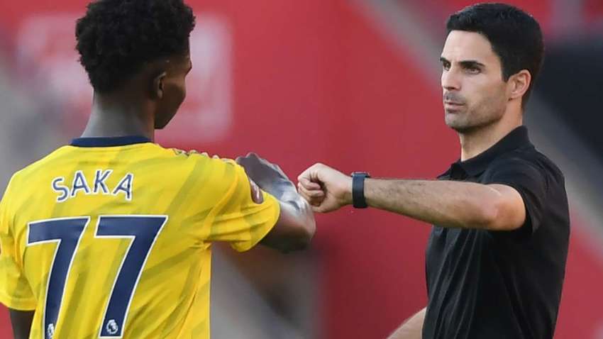 Почему тренер лондонского "Арсенала", защищая своего игрока от травли фанатов, сам подвергся критике Почему тренер лондонского "Арсенала", защищая своего игрока от травли фанатов, сам подвергся критике