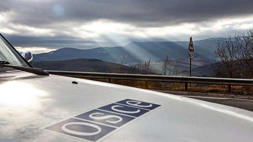 ОБСЕ зафиксировала танки и другое тяжелое вооружение в запрещенной зоне