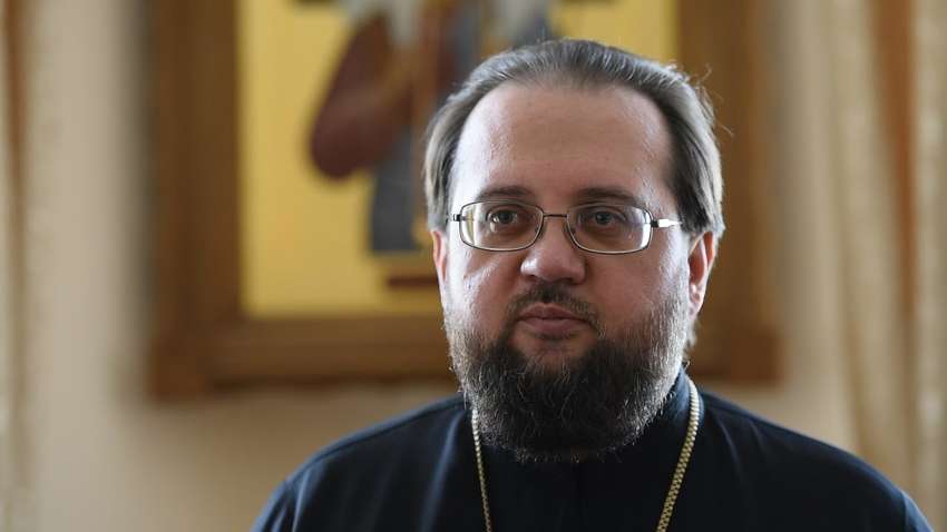 Єпископ просить пробачення: в Києво-Печерській лаврі - масове зараження студентів COVID-19