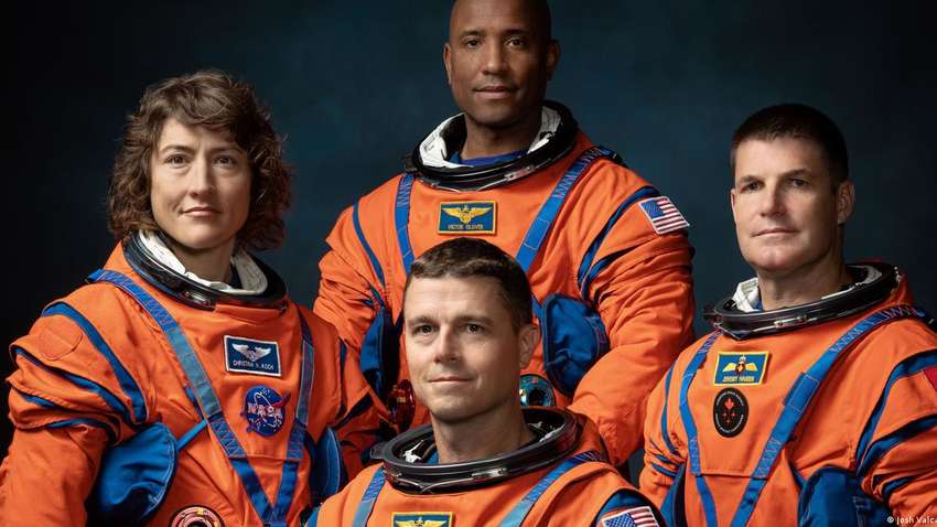 Женщина и афроамериканец: NASA объявило состав экипажа окололунной миссии