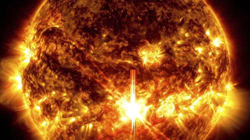 Україну накрив 5-бальний магнітний шторм: червоний рівень небезпеки та тривожні симптоми