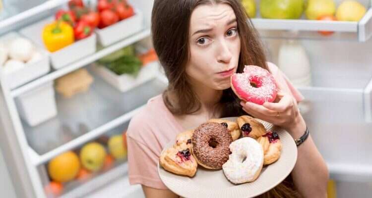 10 предупредительных признаков того, что вы едите слишком много сахара