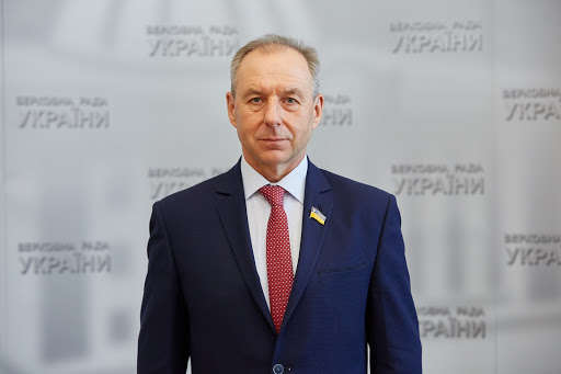 Суд зобов'язав СБУ розслідувати голосування за закон про продаж землі як держзраду, - нардеп