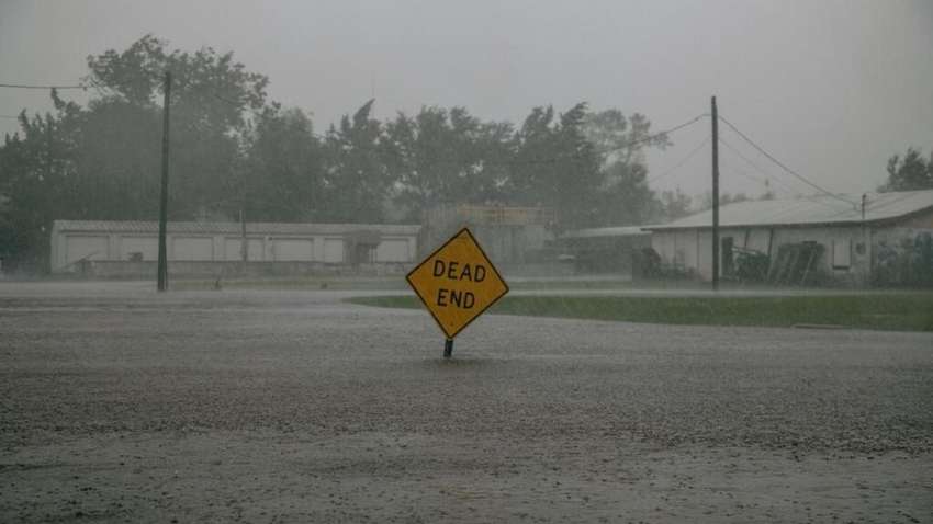 В США снова бушует ураган - идет эвакуация жителей, есть погибшие В США снова бушует ураган - идет эвакуация жителей, есть погибшие