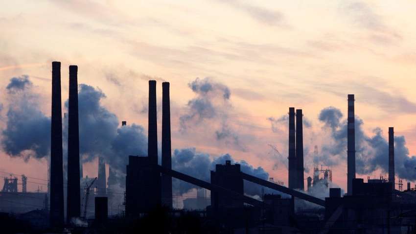 У Кривому Розі, Дніпропетровську, Маріуполі сотні тисяч людей залишаться без грошей перед Новим роком через неповернення ПДВ податківцями, – Каленков